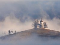 284 - ST THOMAS CHURCH IN EARLY MORNING - MILLIN ROBERT - united kingdom <div