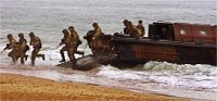 280 - COMMANDOS LANDING ON BEACH - LARRY JOHN - united kingdom <div