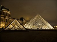 80 - LOUVRE AT NIGHT - CARAMELLO SYLVIE - france <div