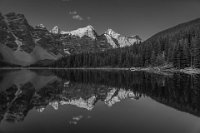 122 - THE VIEW OF LAKE LOUISE - TONG JIANGCHUAN - China <div