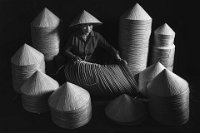 276 - COUNTING CONICAL HATS - TRUYEN HUYNH VAN - Vietnam <div